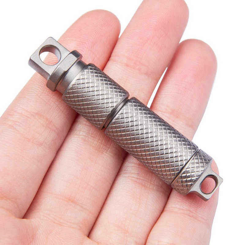 First Food Jar - Titanium Alloy Seals Capsule Portable Keychain